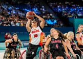 España cae ante Canadá en el Bercy Arena 