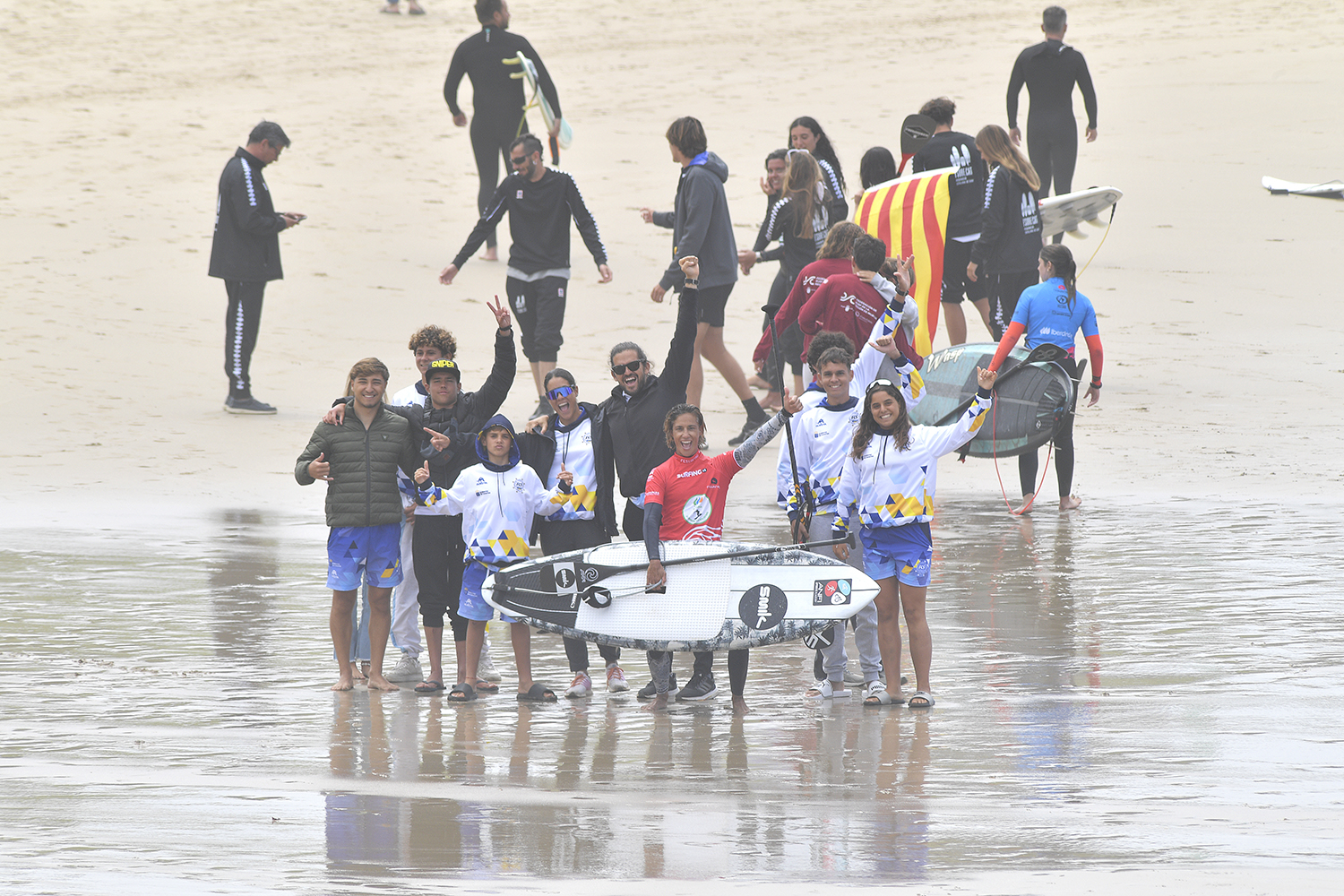 Playa de Pantín: Fuente: flashsurfingmagazine