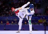 Adrián Vicente pierde a las puertas del bronce